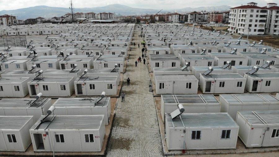 ŞİMDİ DE KONTEYNER FIRSATÇILIĞI.. FİYATLARINI 3 KATINA ÇIKARDILAR