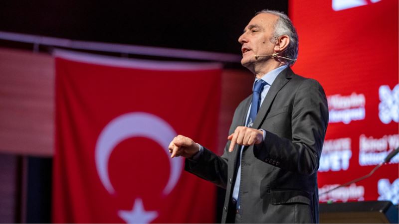 Emin Çapa: Bilime sahip çıkmazsanız yolunuzu kaybedersiniz