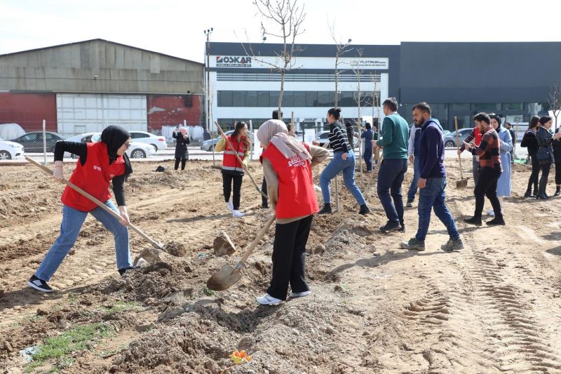 KARATAY’DA FİDANLAR GELECEĞE EMANET EDİLDİ