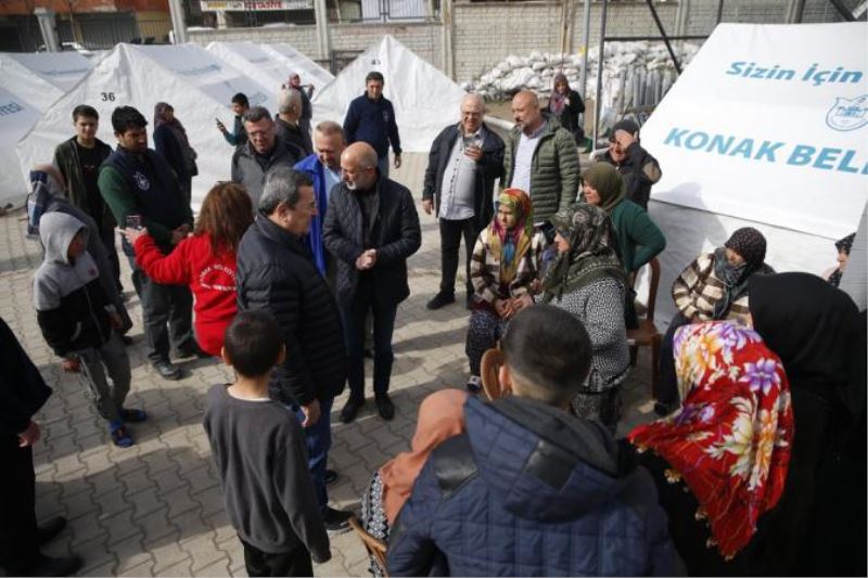 Batur’dan Konak’ın Çadır Kentine Ziyaret