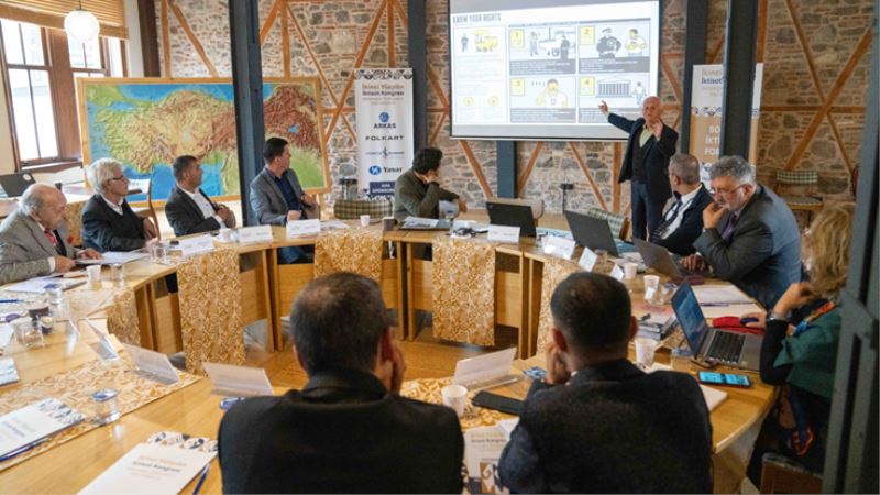 Sokak emekçileri Sokak İktisadı Çalıştayı’nda buluştu