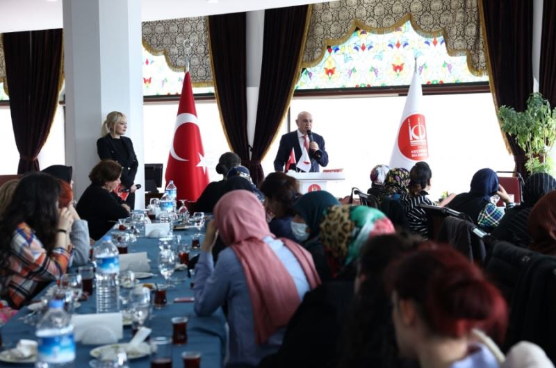 Başkan Altınok depremzede kadınlarla buluştu
