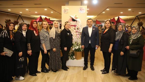 ALANYA’DA DEPREMZEDELER YARARINA 8 MART SERGİSİ