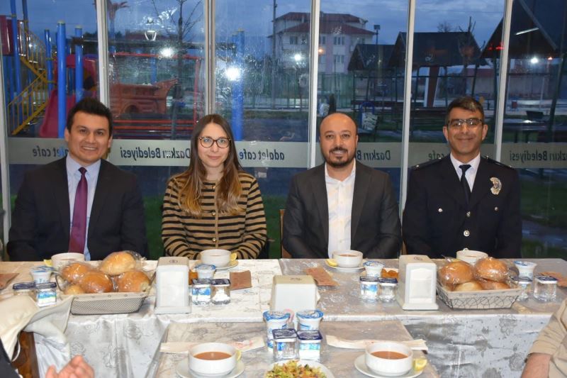 POLİSLERİMİZİN GÜNÜNDE BİRLİKTE İFTAR