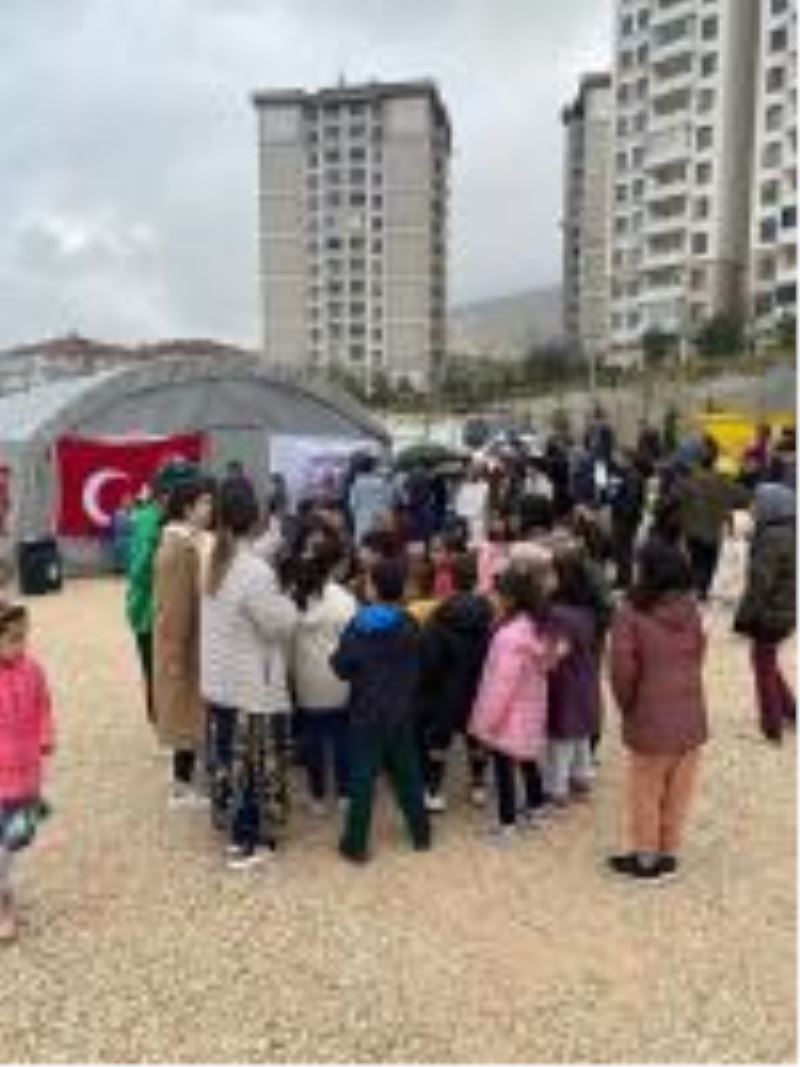 DEPREM BÖLGESİNDEKİ ÇOCUKLAR İÇİN RAMAZANA ÖZEL ETKİNLİKLER DÜZENLENİYOR