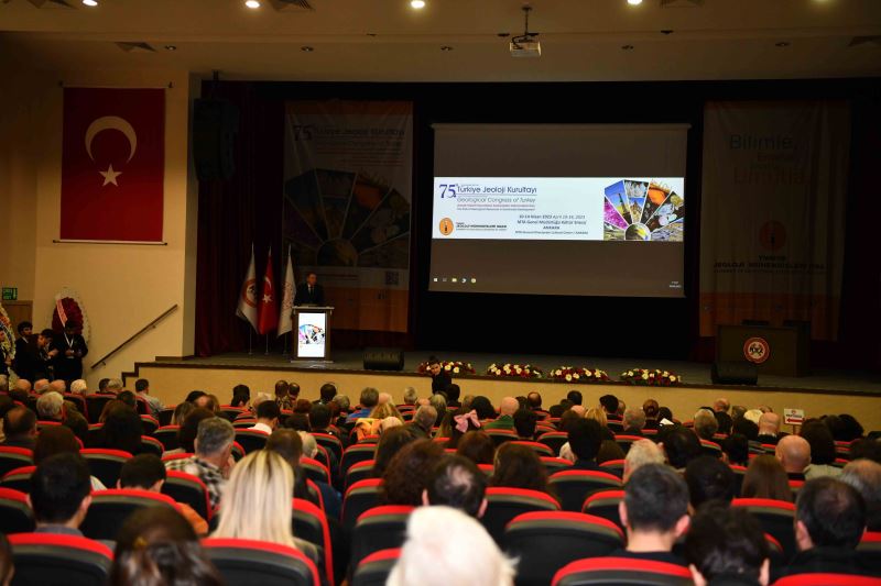 TÜRKİYE JEOLOJİ KURULTAYI ANKARA BÜYÜKŞEHİR BELEDİYESİNİN DESTEKLERİYLE BAŞLADI