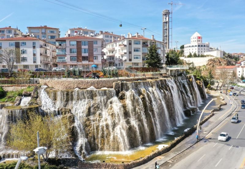Keçiören şelalesi daha berrak çağlıyor