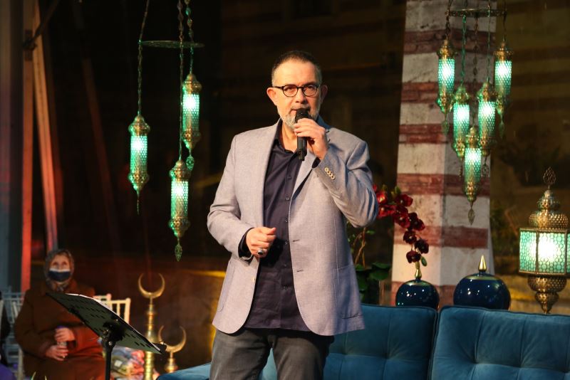 İbrahim Sadri, şiirler ve Naat-ı Şeriflerle Eyüpsultan’da duygu yüklü bir Ramazan gecesi yaşattı