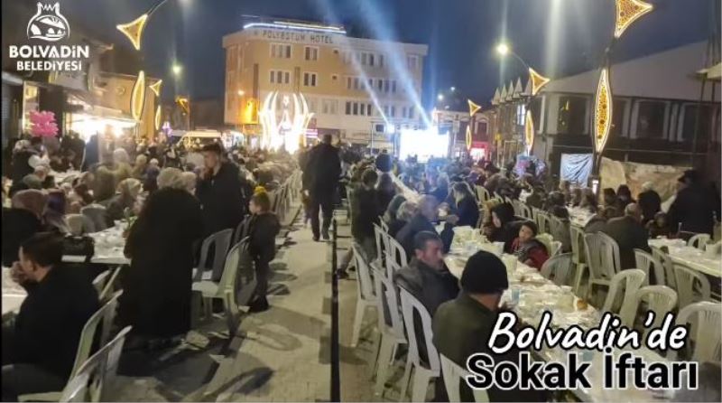 BOLVADİN SOKAK İFTARINDA BULUŞTU