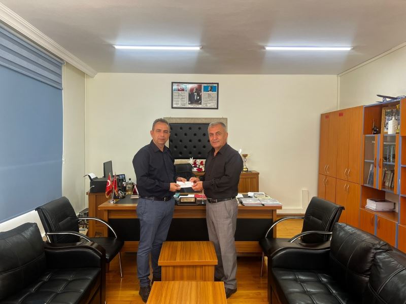 Kemer Belediyesi’nden sporculara ulaşım desteği