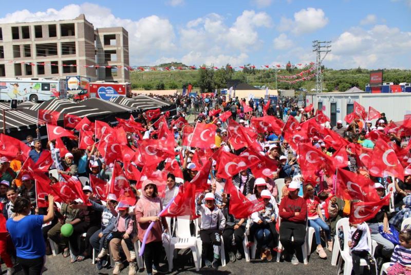 İBB 23 NİSAN’DA HATAYLI ÇOCUKLARI UNUTMADI