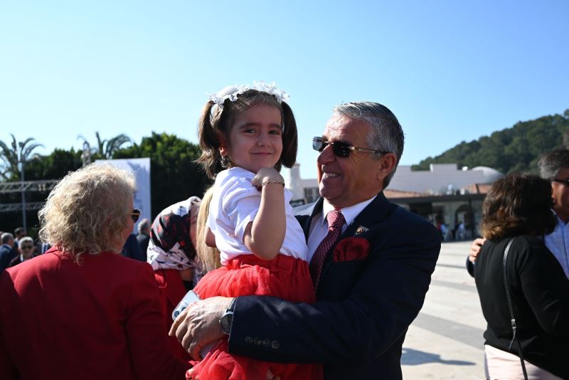Kemer’de 23 Nisan Ulusal Egemenlik ve Çocuk Bayramı kutlandı