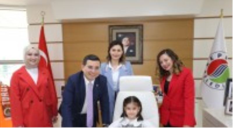 Tütüncü, 23 Nisan’da başkanlık koltuğunu Emine İdil’e devretti