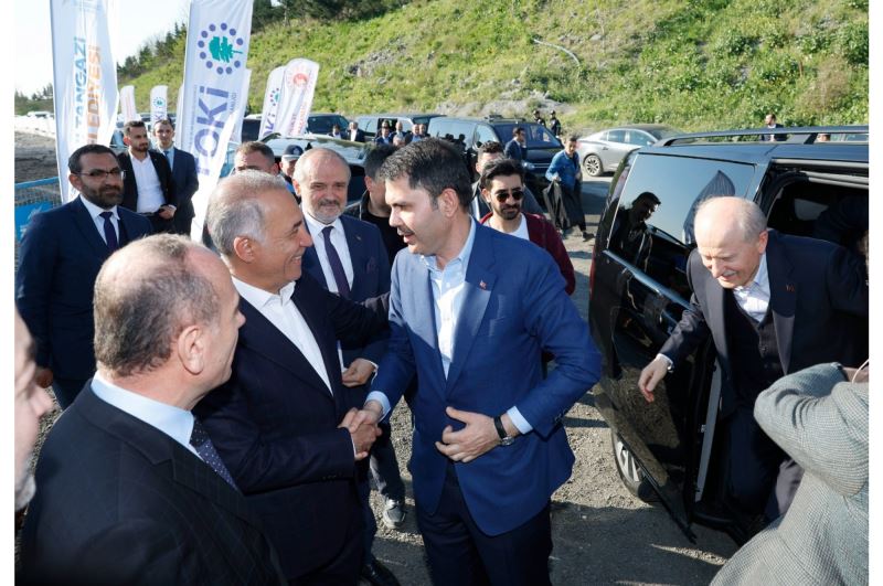 Bakan Kurum Sultangazide Millet Bahçesi Temel Atma ve Fidan Dikim Töreninde