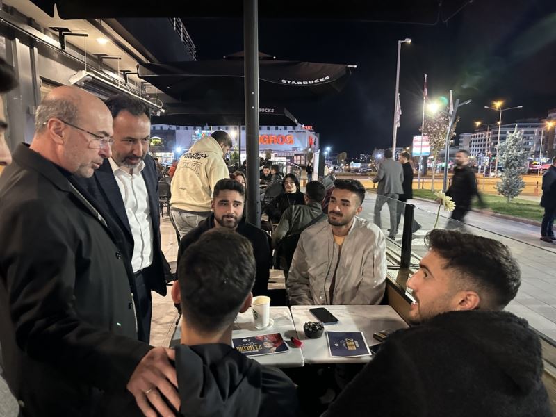 Bosna Hersek Mahallesi’nde Kafe Ziyareti Gerçekleştirdi BAŞKAN PEKYATIRMACI GENÇLERLE BİR ARAYA GELDİ