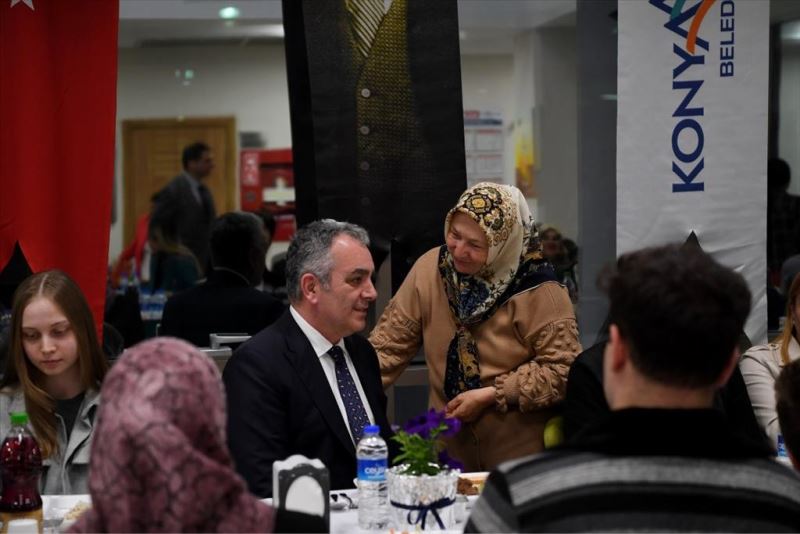 Esen depremzedelerle iftarda buluştu