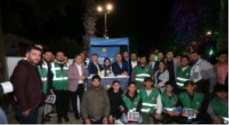 Bakan Çavuşoğlu, kendi kullandığı Togg ile Kepez’e geldi