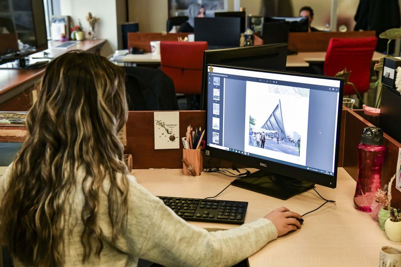 “YARIŞMAYLA ANKARA: SAĞLIK ÇALIŞANLARI ANMA MEKÂNI VE ULUS MODERN” E-KİTAP OLDU