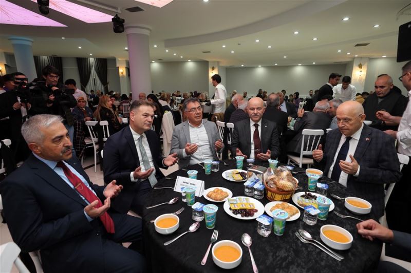 Yaşar, Kayserili Vatandaşlarla İftarda Buluştu