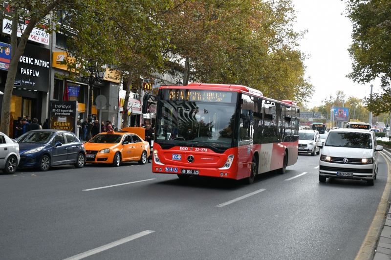 HAVALİMANI YOLCU TAŞIMACILIĞINDA KRİZ VE ENGELLEME: BÜYÜKŞEHİR OTOBÜSLERİ HAVALİMANINA ALINMIYOR