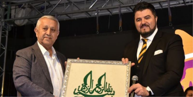 HASAN DURSUN GÖNÜLLERİN PASINI SİLDİ