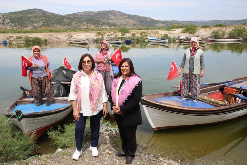 SELVİ KILIÇDAOĞLU İLE BAŞKAN ÇERÇİOĞLU EMEKÇİ KADINLARLA BULUŞTU