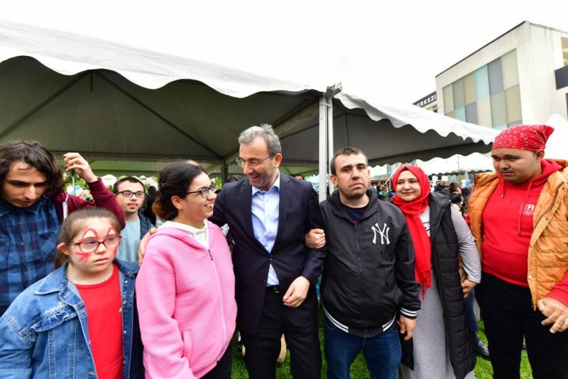 “Engelsiz Şenlik”te doyasıya eğlendiler