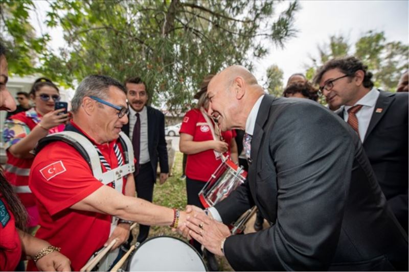 Kalbi sizinle atan bir belediye başkanınız var