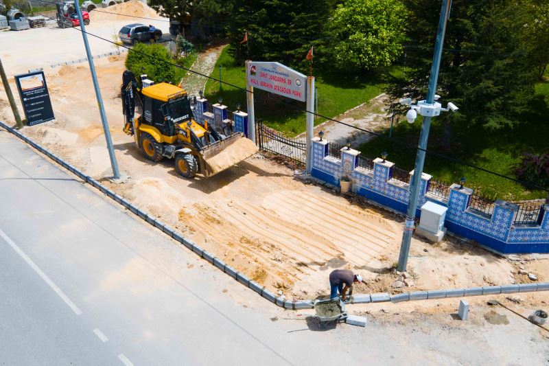 Bordür ve beyaz granül plak parke taşı döşeme çalışmalarımız