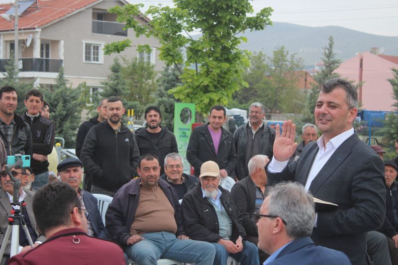 Belediye Başkanımız Serkan Koyuncu Mahalle Sakinlerini Dinlemeye Devam Ediyor