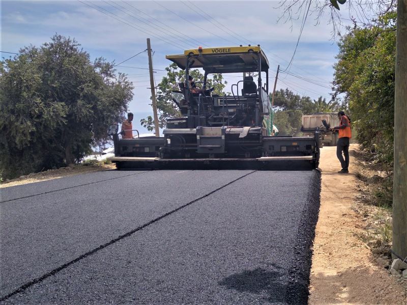 Büyükşehir Yol Yapım Ekipleri Aydıncık’ta Çalışma Yürüttü