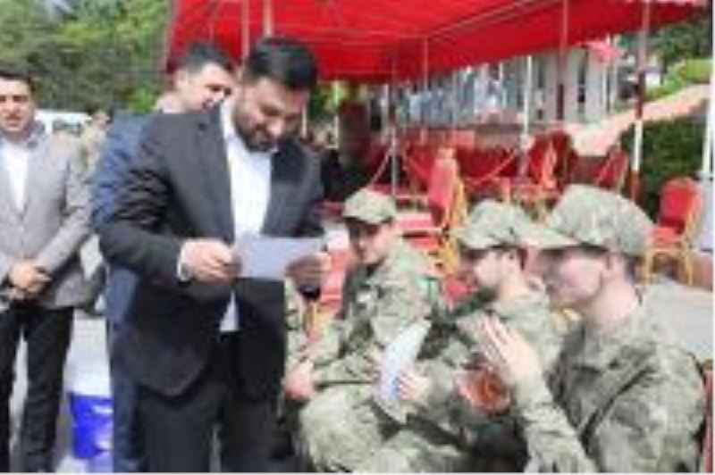 ENGELLİ BİREYLERE ASKER KINASI YAKILDI
