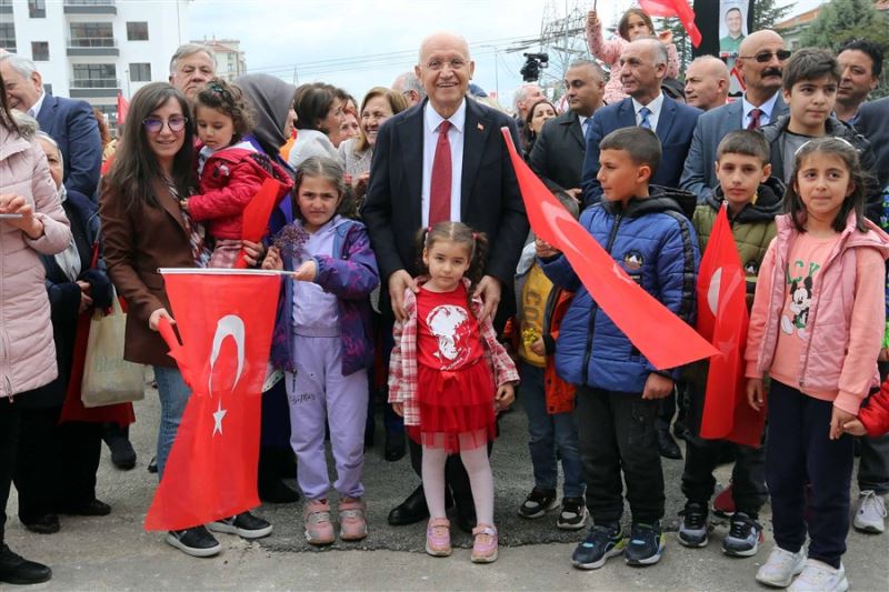 Yenimahalle’ye 100 Eser