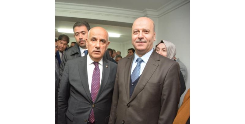 Başkan Bozkurt  Tarım ve Orman Bakanımız Sayın Prof. Dr. Vahit Kirişci ile Görüştü.