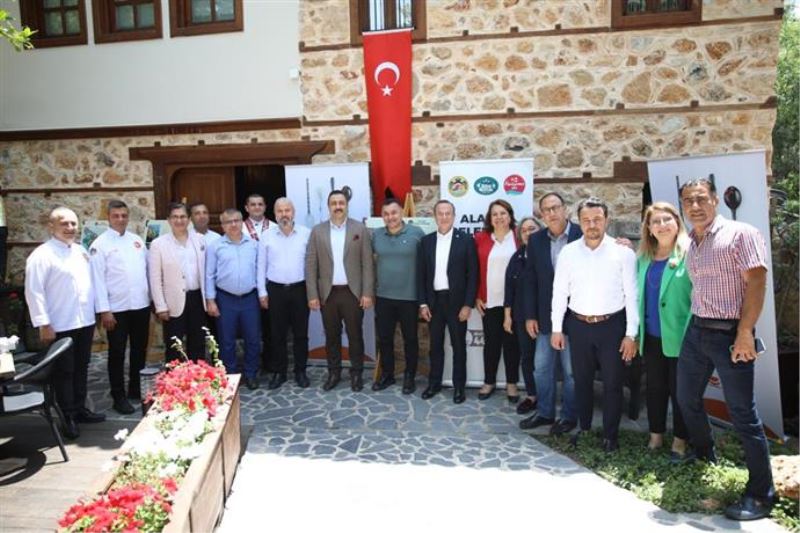 TÜRK MUTFAĞI HAFTASI ETKİNLİKLERİ ALANYA MUTFAĞI TADIM ETKİNLİĞİ VE SÖYLEŞİSİ İLE KUTLANDI