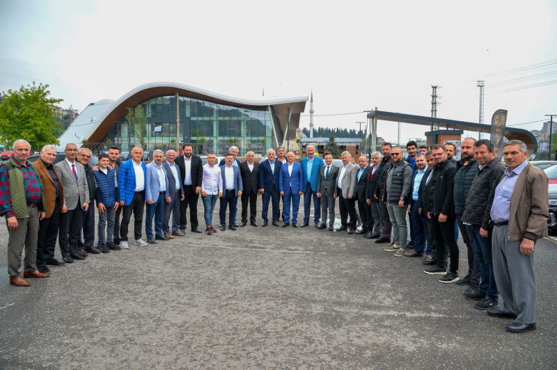 BAŞKAN ZORLUOĞLU GALERİCİLER SİTESİ’Nİ ZİYARET ETTİ