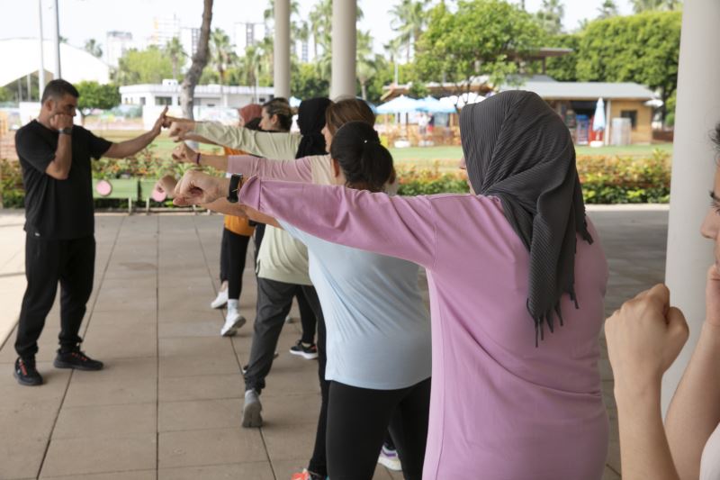 Kadınlar Kendilerini ‘Krav Maga’ İle Koruyacaklar