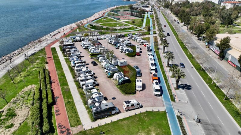 Karşıyaka’da karavan işgaline müdahale