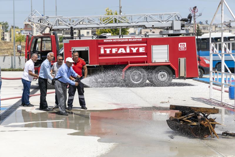 Emekli Evi Üyelerine, Yangın ve Müdahale Yöntemleri Eğitimi Verildi