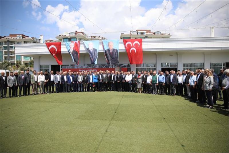 BAŞKAN YÜCEL MUHTARLAR VE STK TEMSİLCİLERİ İLE İSTİŞARE TOPLANTISI GERÇEKLEŞTİRDİ