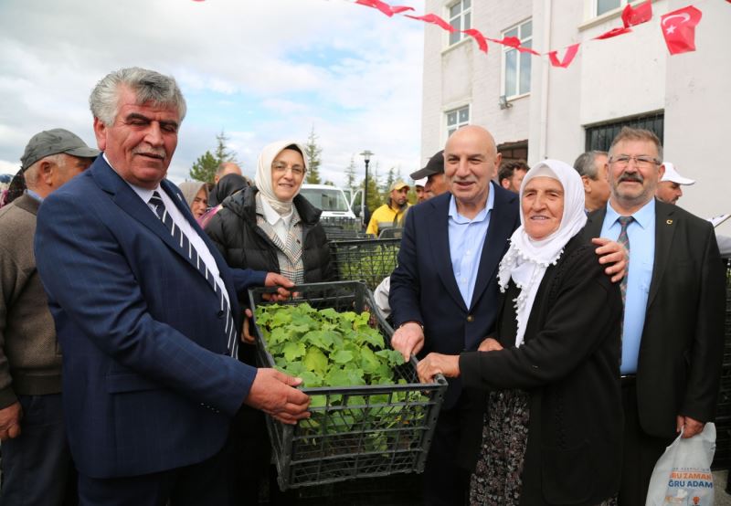 Keçiören Belediyesinden çiftçilere ücretsiz fide desteği