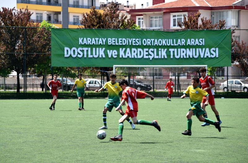 KARATAY’DA “ORTAOKULLAR ARASI DOSTLUK VE KARDEŞLİK FUTBOL TURNUVASI” BAŞLADI