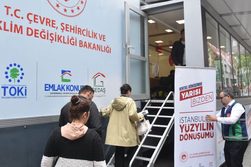“Yarısı Bizden” Tanıtım Tırı Pendik’te
