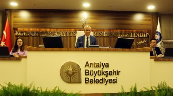 GÜLER MİSİN AĞLAR MISIN.. ‘SİVRİSİNEK’TEN ANTALYA BÜYÜKŞEHİR DE ŞİKAYETÇİ