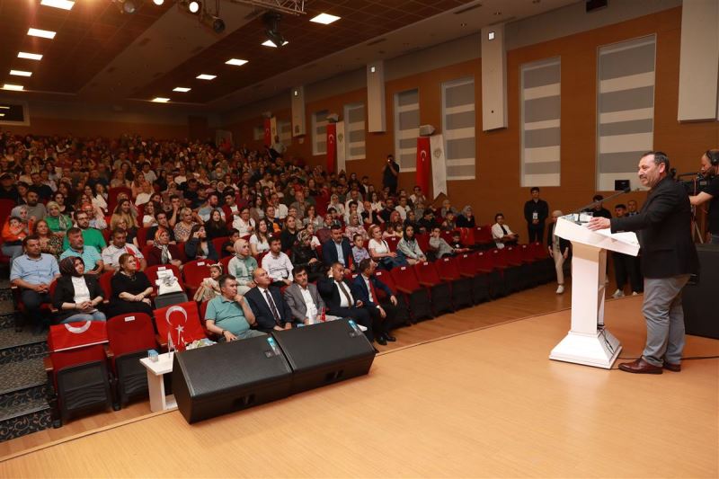 ETİMESGUT´TA CUMHURİYET´İN DANSI