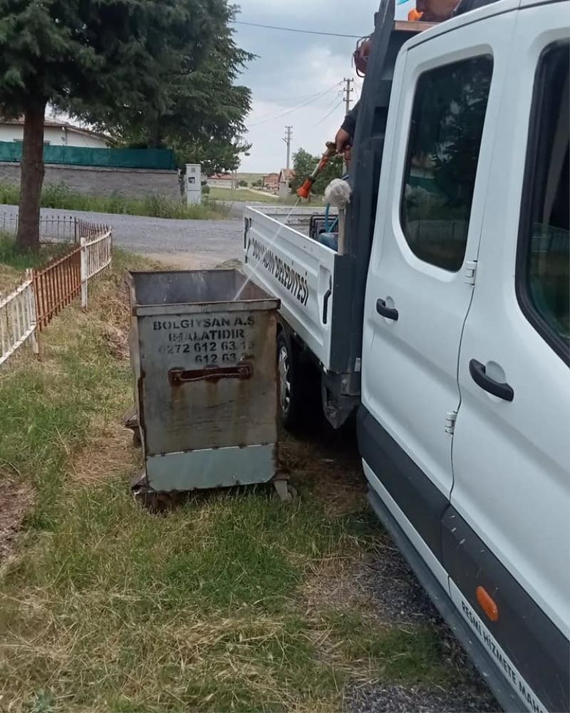 Larva Ve Haşere İle Mücadele İçin İlaçlama Çalışmaları Yapıldı
