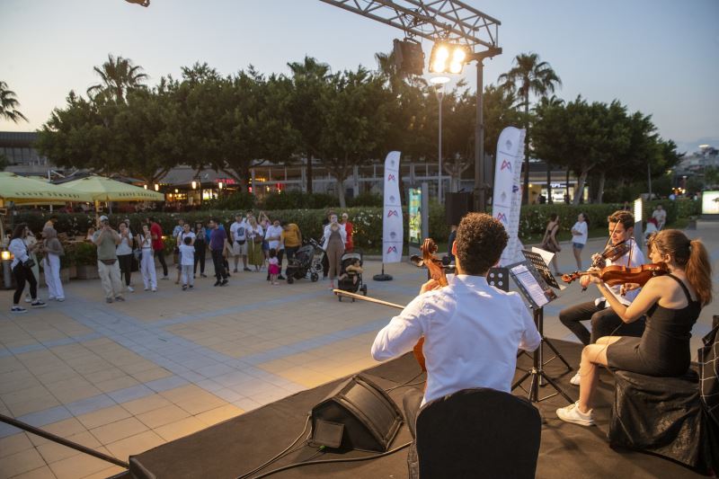 Mersin Büyükşehir’in Kent Orkestrası’ndan ‘Klasik Müzik Dinletileri’