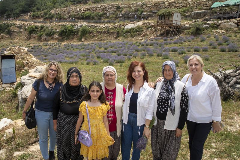 Büyükşehir Destekliyor Kadınlar Üretmeye Devam Ediyor