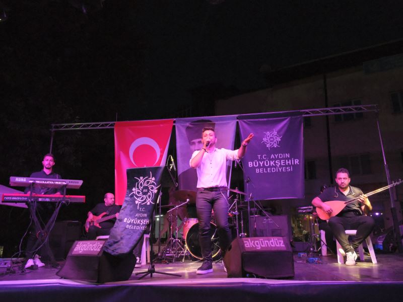 AYDIN BÜYÜKŞEHİR BELEDİYESİ KONSERVATUVARI’NDAN KARACASU’DA MUHTEŞEM KONSER
