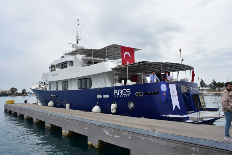 DÜNYANIN EN MODERN SU ALTI ARKEOLOJİ GEMİSİ ANTALYA’DA SUYA İNDİ